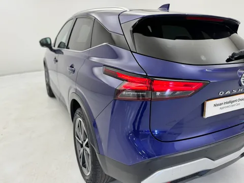 DG22FHA Nissan Qashqai 1.3 DiG-T MH 158 Tekna 5dr Thumbnail #11