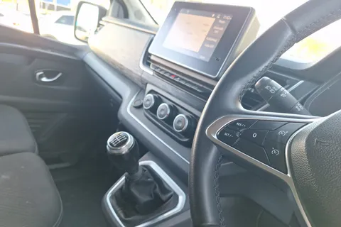 VO23URL Renault Trafic LL30 Blue dCi 150 Extra 9 Seater Thumbnail #13