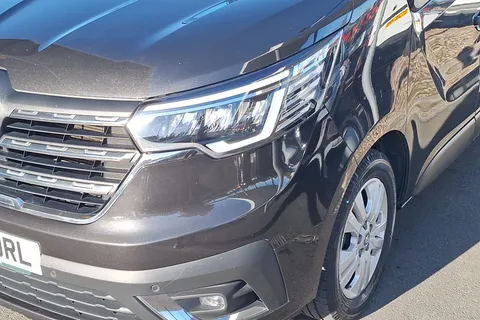 VO23URL Renault Trafic LL30 Blue dCi 150 Extra 9 Seater Thumbnail #15