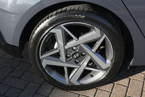 EA74NHU Hyundai i20 1.0T GDi Premium 5dr Thumbnail #11