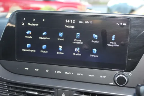 EA74NHU Hyundai i20 1.0T GDi Premium 5dr Thumbnail #18