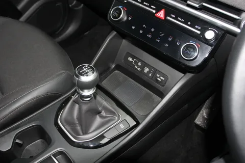 EK25UDE Hyundai Tucson 1.6T Premium 5dr Thumbnail #21