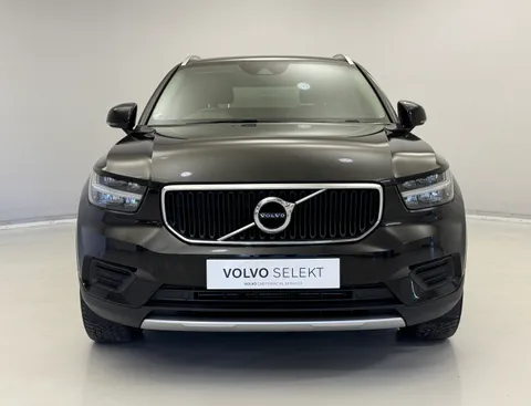EU68KWC Volvo XC40 2.0 T4 Momentum 5dr AWD Geartronic Thumbnail #2