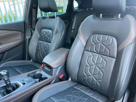 OW24XJG Nissan Qashqai 1.3 DiG-T MH Tekna 5dr Thumbnail #15