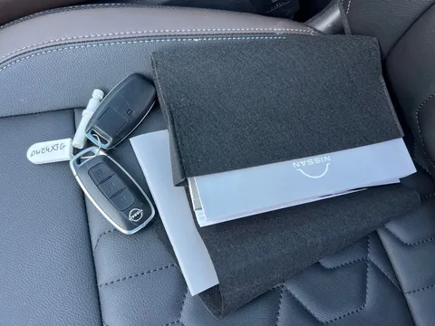 OW24XJG Nissan Qashqai 1.3 DiG-T MH Tekna 5dr Thumbnail #20