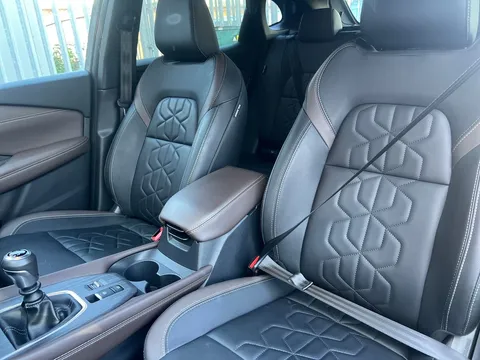 OW24VWH Nissan Qashqai 1.3 DiG-T MH Tekna 5dr Thumbnail #15