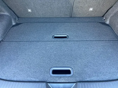 OW24VWH Nissan Qashqai 1.3 DiG-T MH Tekna 5dr Thumbnail #17