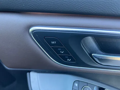 OW24VWH Nissan Qashqai 1.3 DiG-T MH Tekna 5dr Thumbnail #22