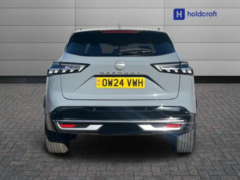 OW24VWH Nissan Qashqai 1.3 DiG-T MH Tekna 5dr Thumbnail #9