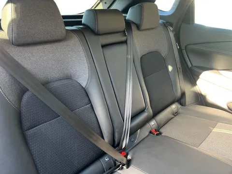 DS74UHZ Nissan Qashqai 1.3 DiG-T MH 158 N-Connecta [Glass Rf] 5dr Xtronic Thumbnail #14