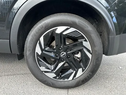 OV25ECN Nissan Qashqai 1.5 E-Power N-Connecta 5dr Auto Thumbnail #26