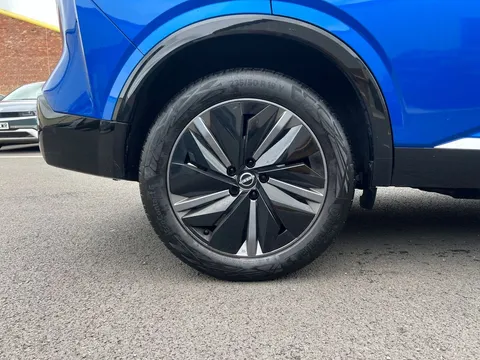 LP24VRZ Nissan Qashqai 1.3 DiG-T MH Tekna 5dr Thumbnail #25