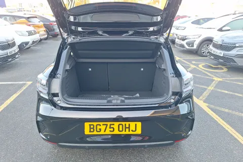 BG75OHJ Renault Clio 1.6 E-TECH full hybrid 145 Techno 5dr Auto Thumbnail #14