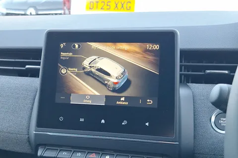 BG75OHJ Renault Clio 1.6 E-TECH full hybrid 145 Techno 5dr Auto Thumbnail #32