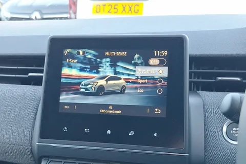 BG75OHJ Renault Clio 1.6 E-TECH full hybrid 145 Techno 5dr Auto Thumbnail #34