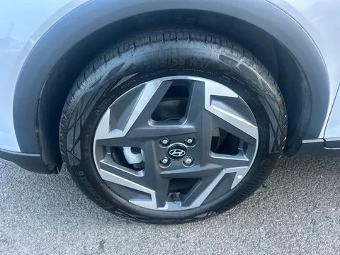 DV25OAH Hyundai Bayon 1.0 TGDi Ultimate 5dr Thumbnail #28
