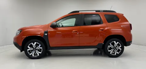 DY73NZJ Dacia Duster 1.3 TCe 130 Journey 5dr Thumbnail #4