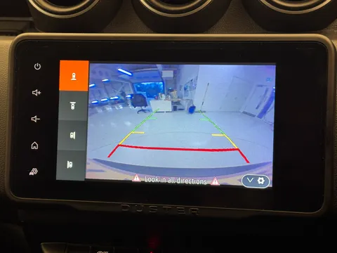 DY73NZJ Dacia Duster 1.3 TCe 130 Journey 5dr Thumbnail #25