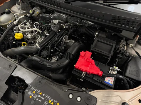 DY73NZJ Dacia Duster 1.3 TCe 130 Journey 5dr Thumbnail #28