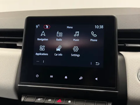 DP72HAO Renault Clio 1.0 TCe 90 SE Edition 5dr Thumbnail #22