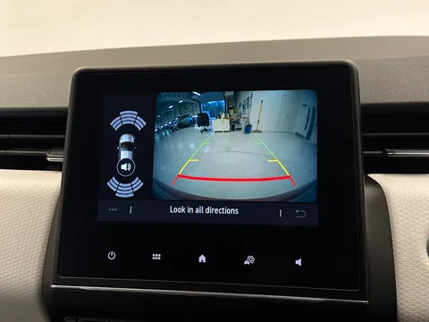 DP72HAO Renault Clio 1.0 TCe 90 SE Edition 5dr Thumbnail #24