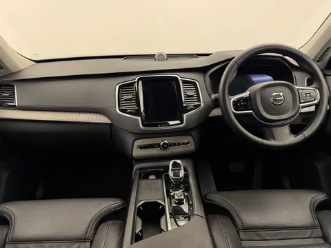 RJ24TTF Volvo XC90 2.0 B5P [250] Ultra Dark 5dr AWD Geartronic Thumbnail #32
