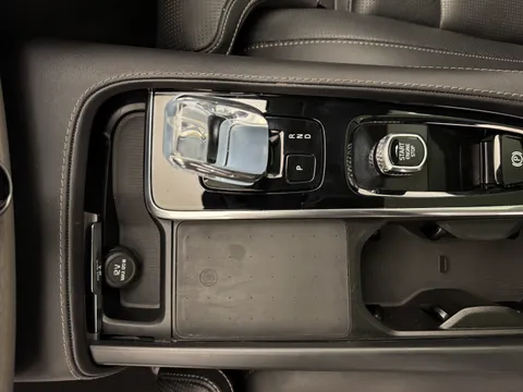RJ24TTF Volvo XC90 2.0 B5P [250] Ultra Dark 5dr AWD Geartronic Thumbnail #35