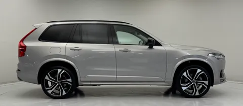 RJ24TTF Volvo XC90 2.0 B5P [250] Ultra Dark 5dr AWD Geartronic Thumbnail #2