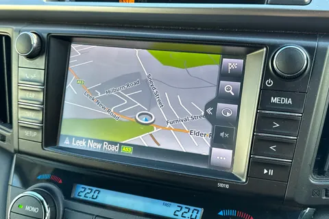 DY67WOA Toyota RAV4 2.0 D-4D Icon 5dr [Nav] 2WD Thumbnail #14