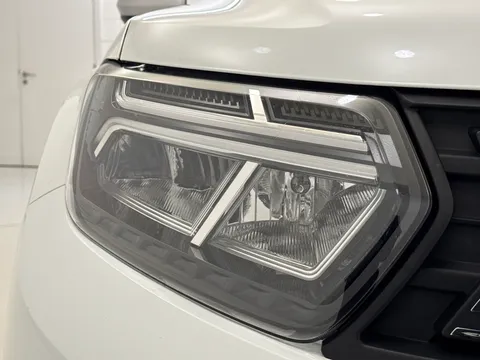 DU72XMZ Dacia Duster 1.0 TCe 90 Prestige 5dr Thumbnail #29