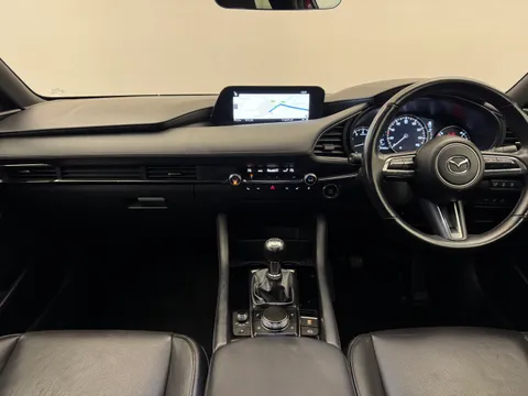 DY22XBV Mazda Mazda3 2.0 e-Skyactiv G MHEV GT Sport Edition 5dr Thumbnail #13