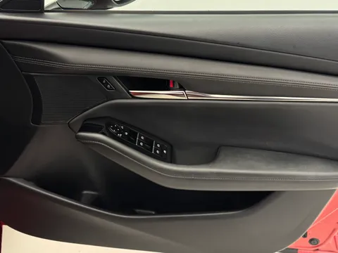 DY22XBV Mazda Mazda3 2.0 e-Skyactiv G MHEV GT Sport Edition 5dr Thumbnail #21