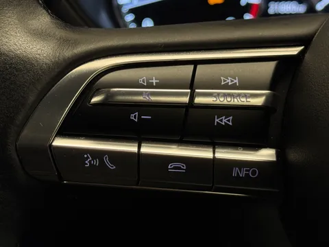 DY22XBV Mazda Mazda3 2.0 e-Skyactiv G MHEV GT Sport Edition 5dr Thumbnail #27