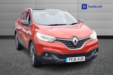 PE18XUD Renault Kadjar 1.2 TCE Signature Nav 5dr EDC Thumbnail #2
