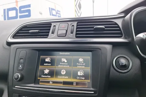 PE18XUD Renault Kadjar 1.2 TCE Signature Nav 5dr EDC Thumbnail #14