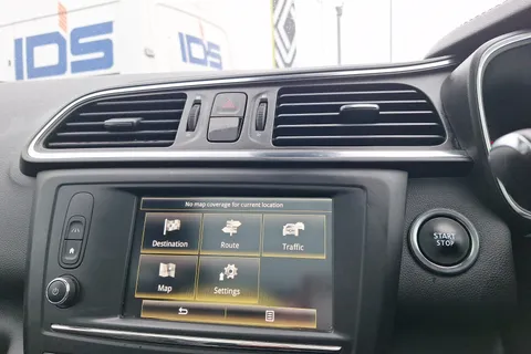 PE18XUD Renault Kadjar 1.2 TCE Signature Nav 5dr EDC Thumbnail #15