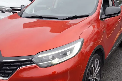 PE18XUD Renault Kadjar 1.2 TCE Signature Nav 5dr EDC Thumbnail #40