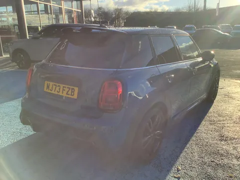 MJ73FZB Mini Hatchback 1.5 Cooper Sport 3dr Auto Thumbnail #7