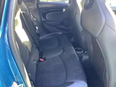 MJ73FZB Mini Hatchback 1.5 Cooper Sport 3dr Auto Thumbnail #13