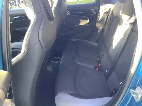 MJ73FZB Mini Hatchback 1.5 Cooper Sport 3dr Auto Thumbnail #14