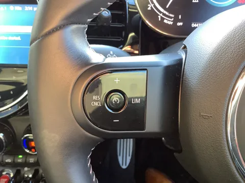 MJ73FZB Mini Hatchback 1.5 Cooper Sport 3dr Auto Thumbnail #21