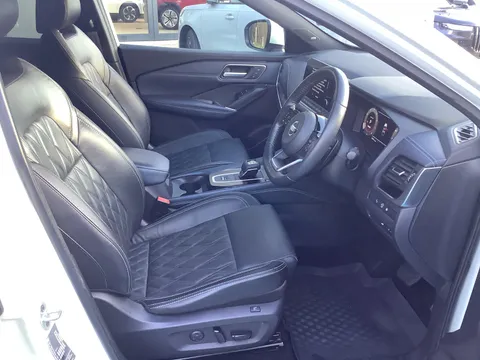 DX71VRZ Nissan Qashqai 1.3 DiG-T MH 158 Tekna+ 5dr Xtronic Thumbnail #14