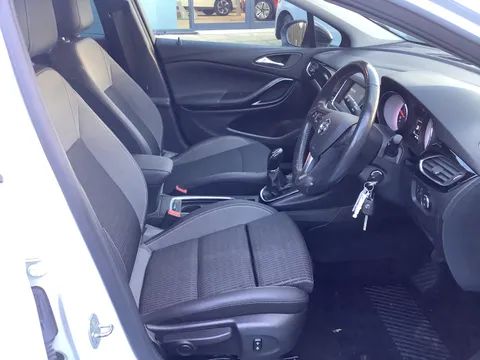 VF21CFZ Vauxhall Astra 1.2 Turbo 145 Griffin Edition 5dr Thumbnail #12