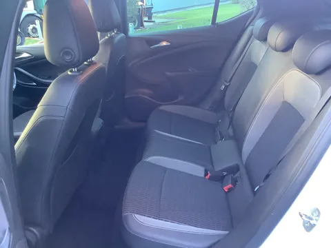 VF21CFZ Vauxhall Astra 1.2 Turbo 145 Griffin Edition 5dr Thumbnail #14