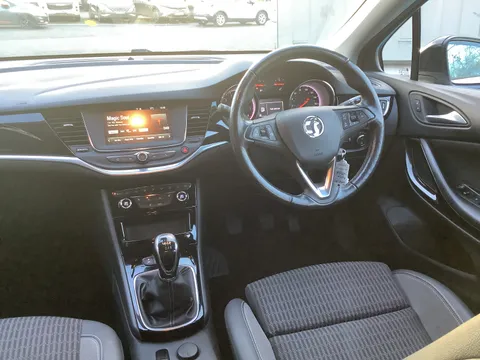 VF21CFZ Vauxhall Astra 1.2 Turbo 145 Griffin Edition 5dr Thumbnail #2