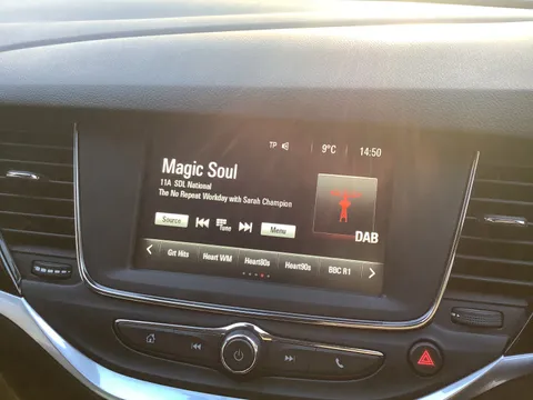 VF21CFZ Vauxhall Astra 1.2 Turbo 145 Griffin Edition 5dr Thumbnail #19