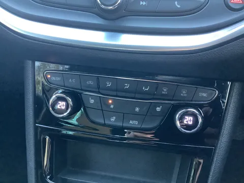 VF21CFZ Vauxhall Astra 1.2 Turbo 145 Griffin Edition 5dr Thumbnail #26