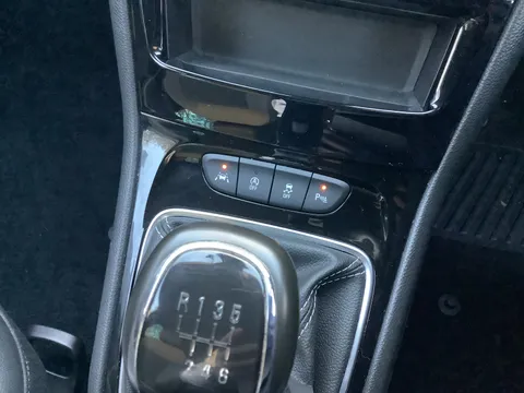 VF21CFZ Vauxhall Astra 1.2 Turbo 145 Griffin Edition 5dr Thumbnail #27