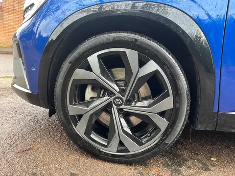 BT73FLD Renault Austral E-Tech FHEV Iconic Esprit Alpine 5dr Auto 4C Thumbnail #31