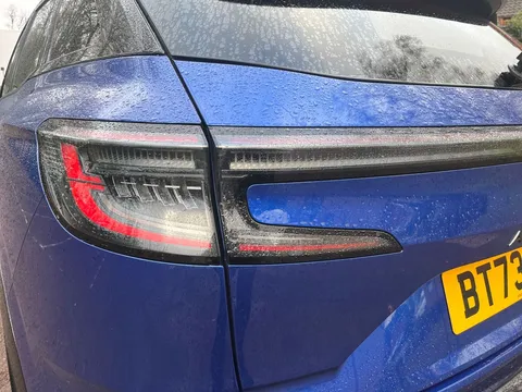 BT73FLD Renault Austral E-Tech FHEV Iconic Esprit Alpine 5dr Auto 4C Thumbnail #27